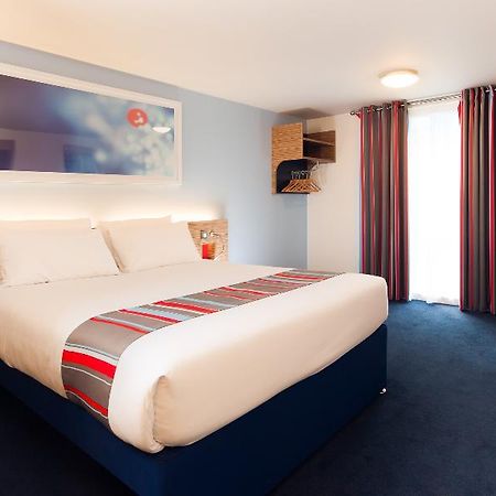 Travelodge London Greenwich High Road Екстер'єр фото