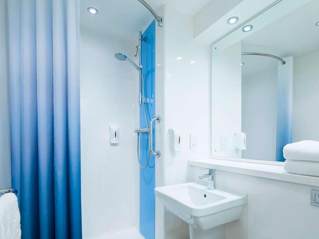 Travelodge London Greenwich High Road Номер фото