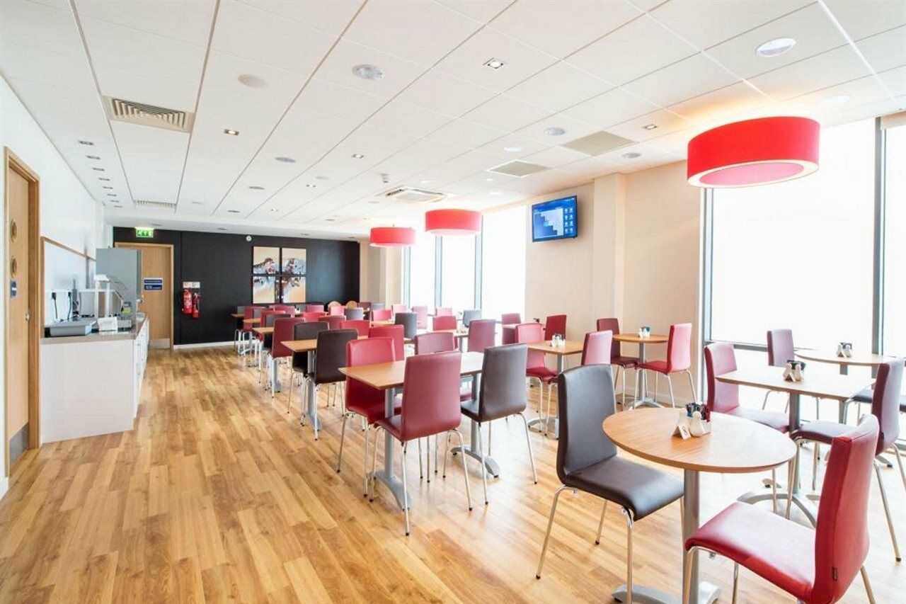 Travelodge London Greenwich High Road Екстер'єр фото